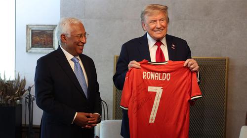 Trump dan Cristiano Ronaldo: Pernyataan yang Mengguncang Dunia Maya