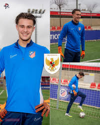 Tony Kouwen bimbang antara Persimpangan Karier Internasional