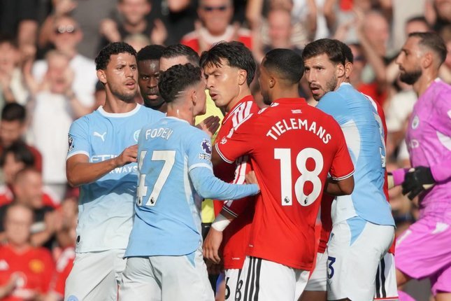MU Kalah dari Fulham, Michael Carrick Siap-siap Angkat Koper